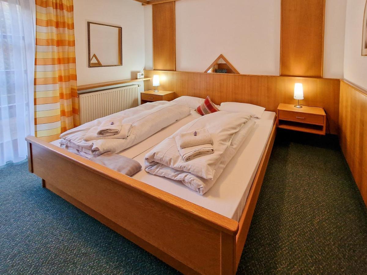 Ferien Vom Ich, Bayerischer Wald, Hotel & Restaurant Neukirchen  Exterior photo