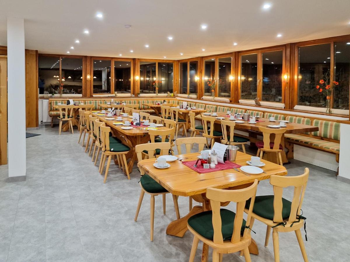 Ferien Vom Ich, Bayerischer Wald, Hotel & Restaurant Neukirchen  Exterior photo